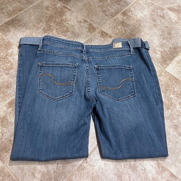 Levi’s Signature Slim Cuffed Mid Rise Blue Denim Jeans Size 2 Stretchy Crop - Picture 10 of 12